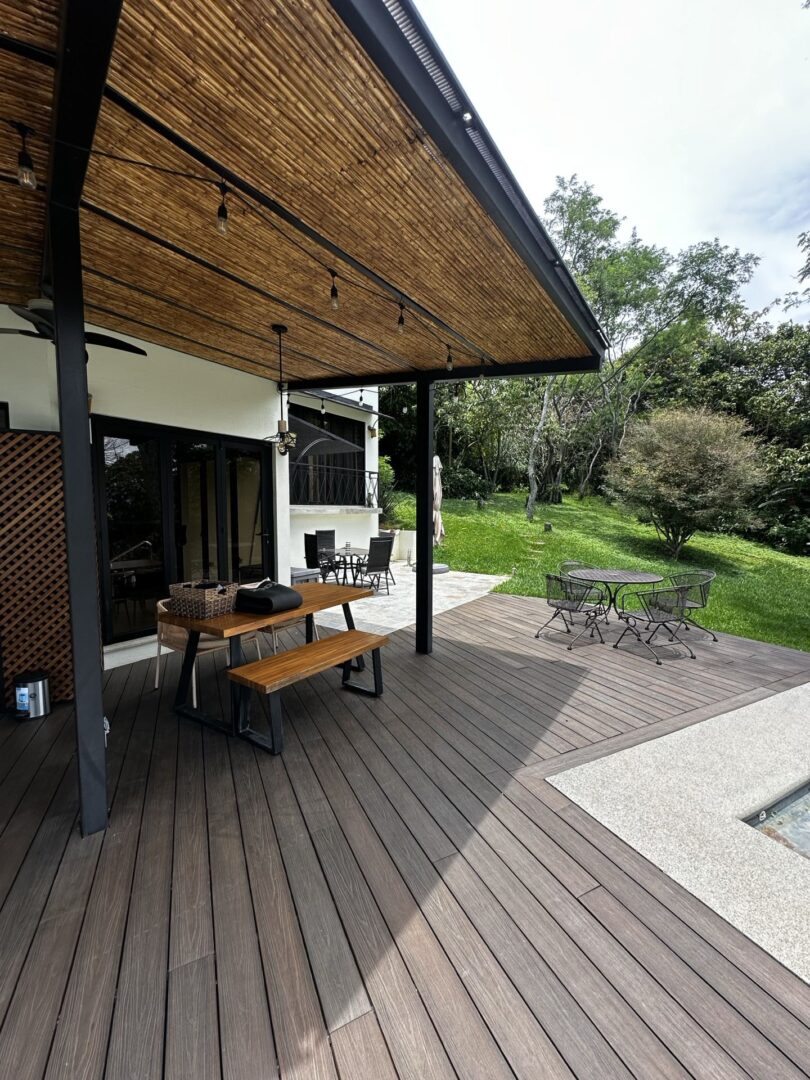 Se vende Lote con dos casas