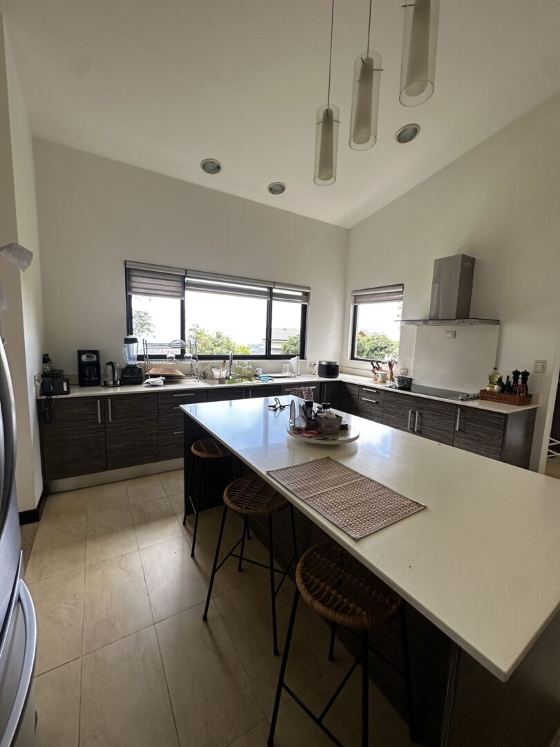 Se vende Lote con dos casas