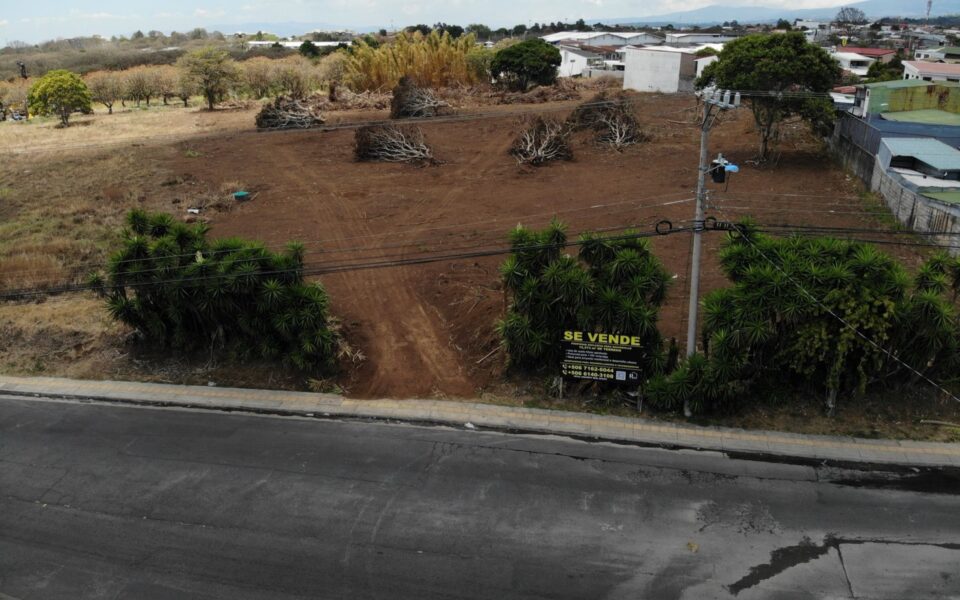 Lote en San Rafael de Heredia